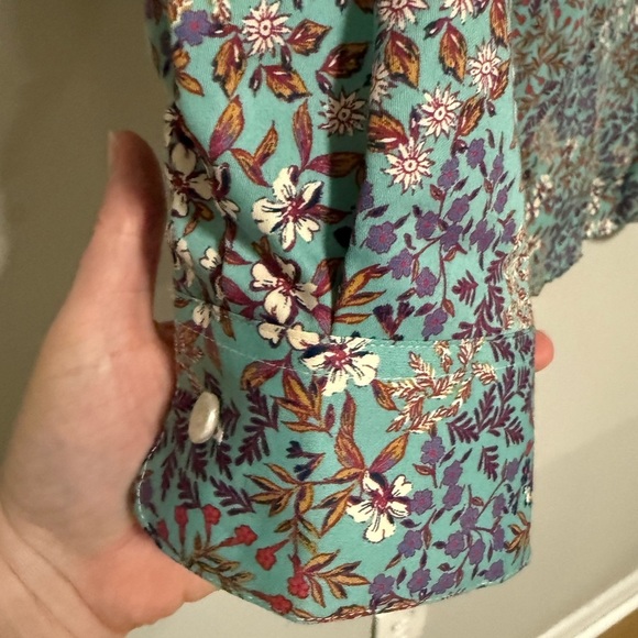 Foxcroft Wrinkle Free Floral Button Down Top Size 14 Cottage Feminine - Picture 6 of 9
